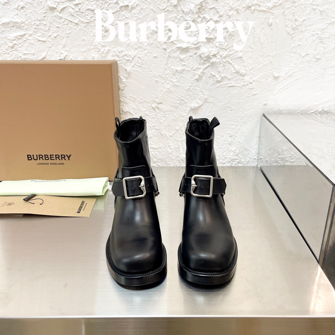 UA B**rry Boots