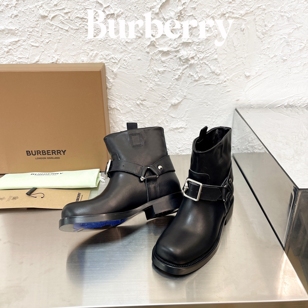 UA B**rry Boots