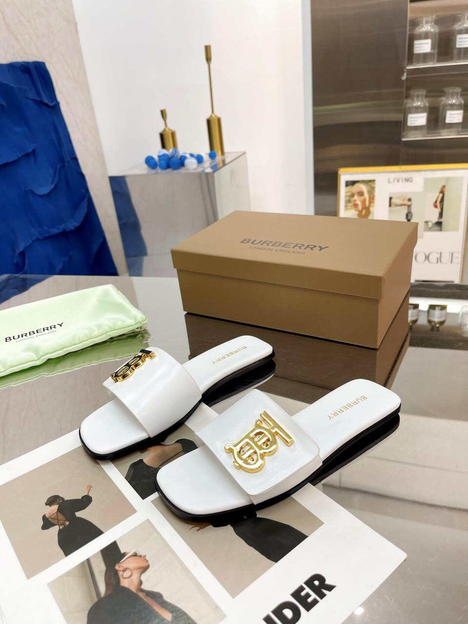UA B**rry Slides
