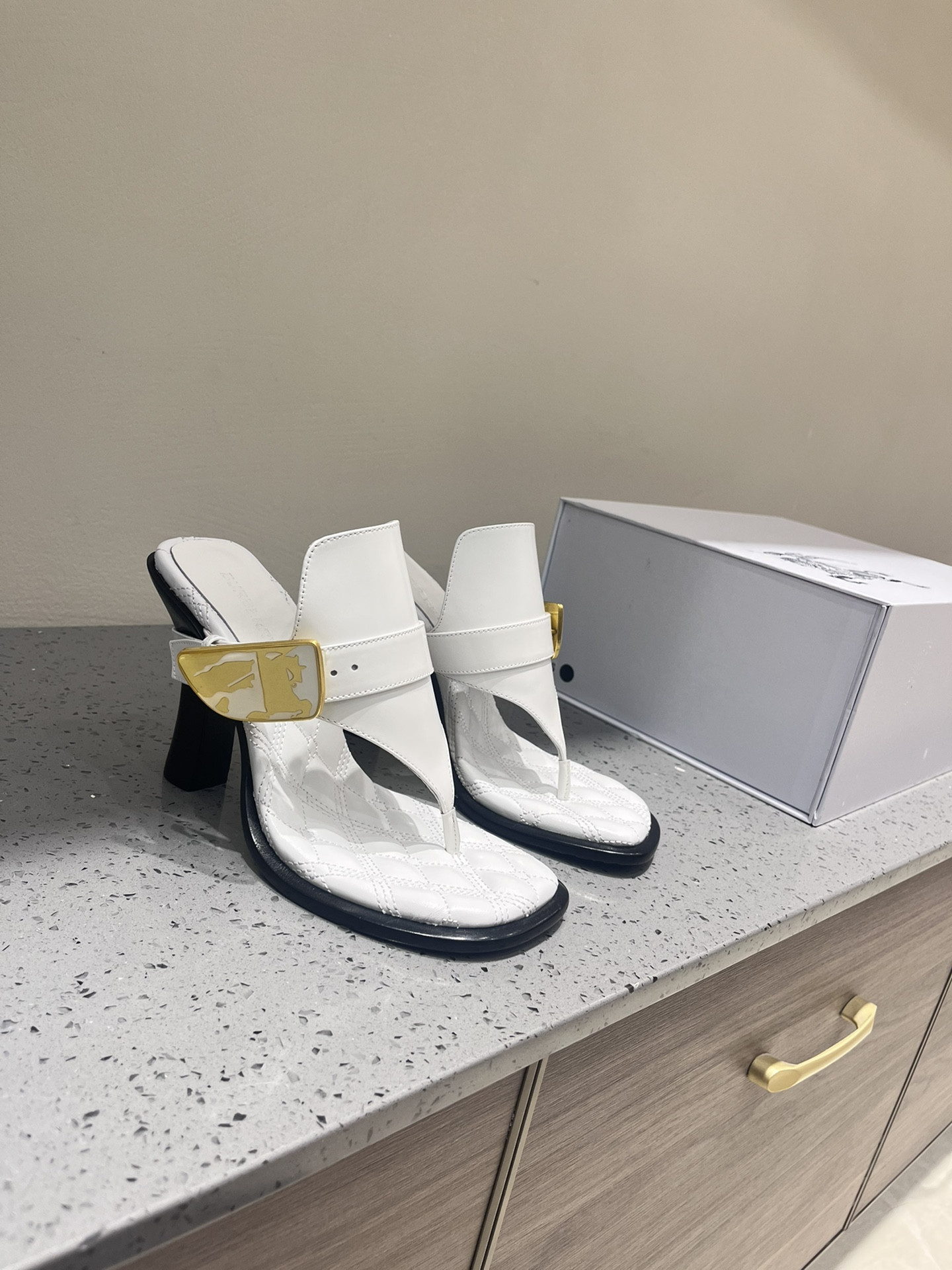 UA B**rry Slides
