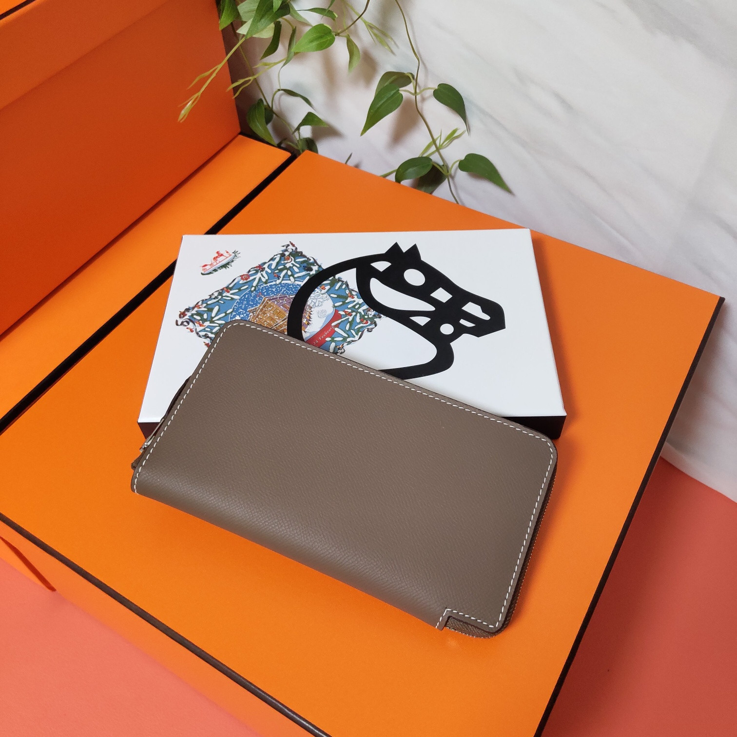 Hermès Long Wallet 20x11cm