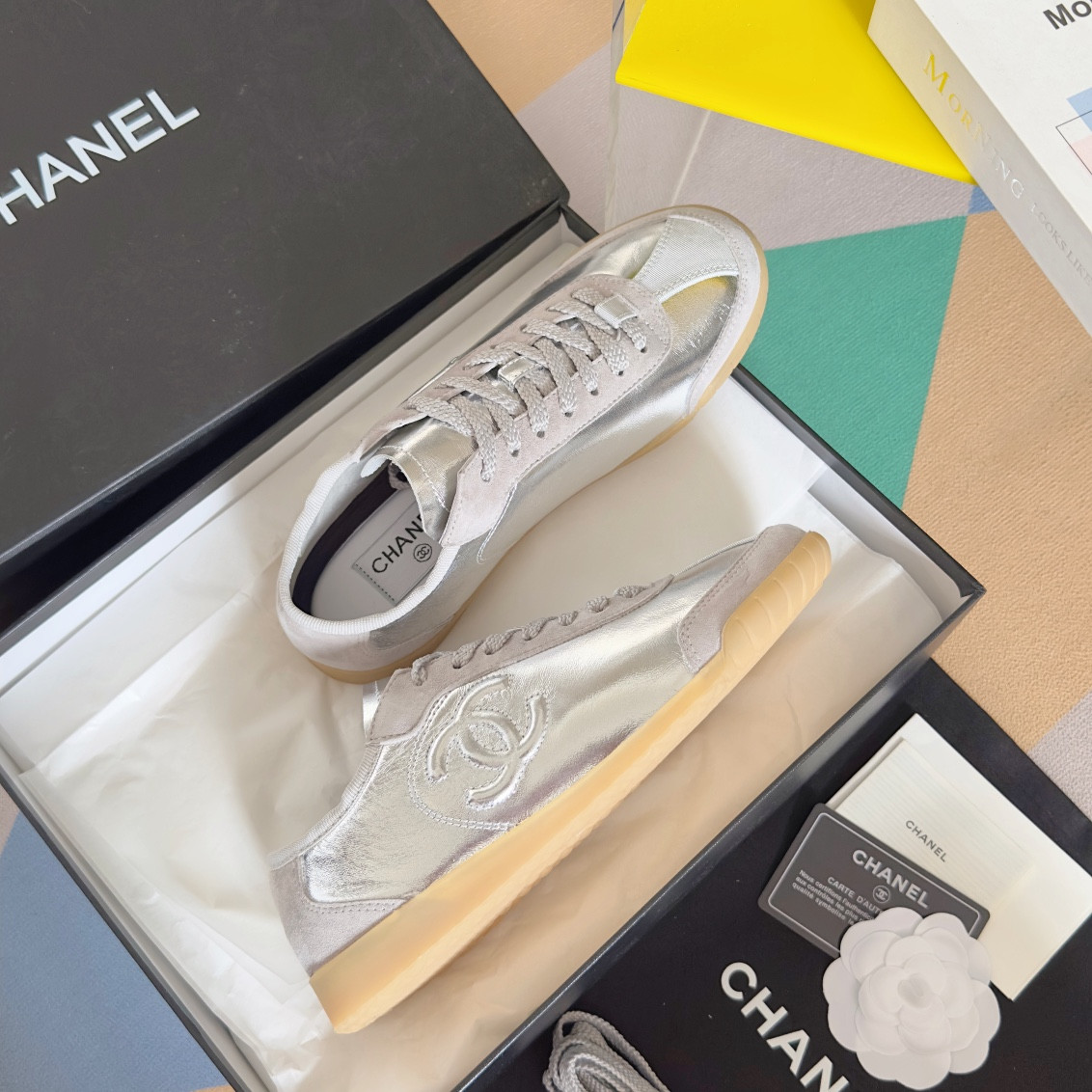 UA Ch*el SNEAKER