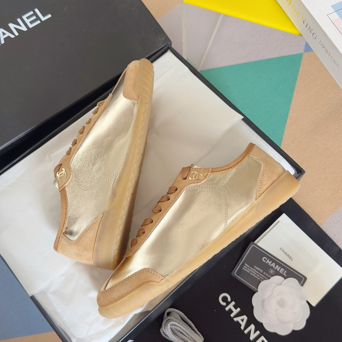 UA Ch*el SNEAKER