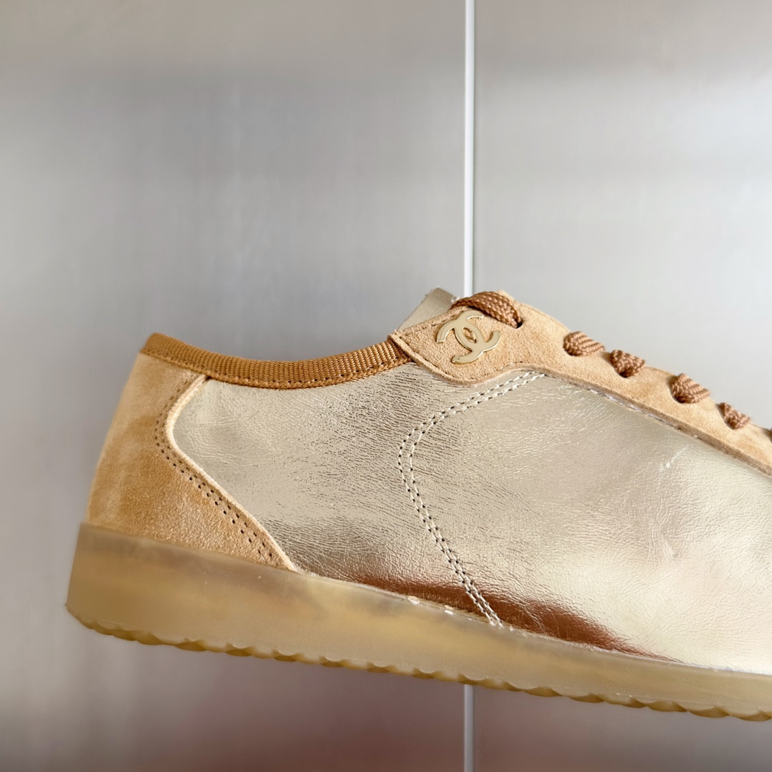 UA Ch*el SNEAKER