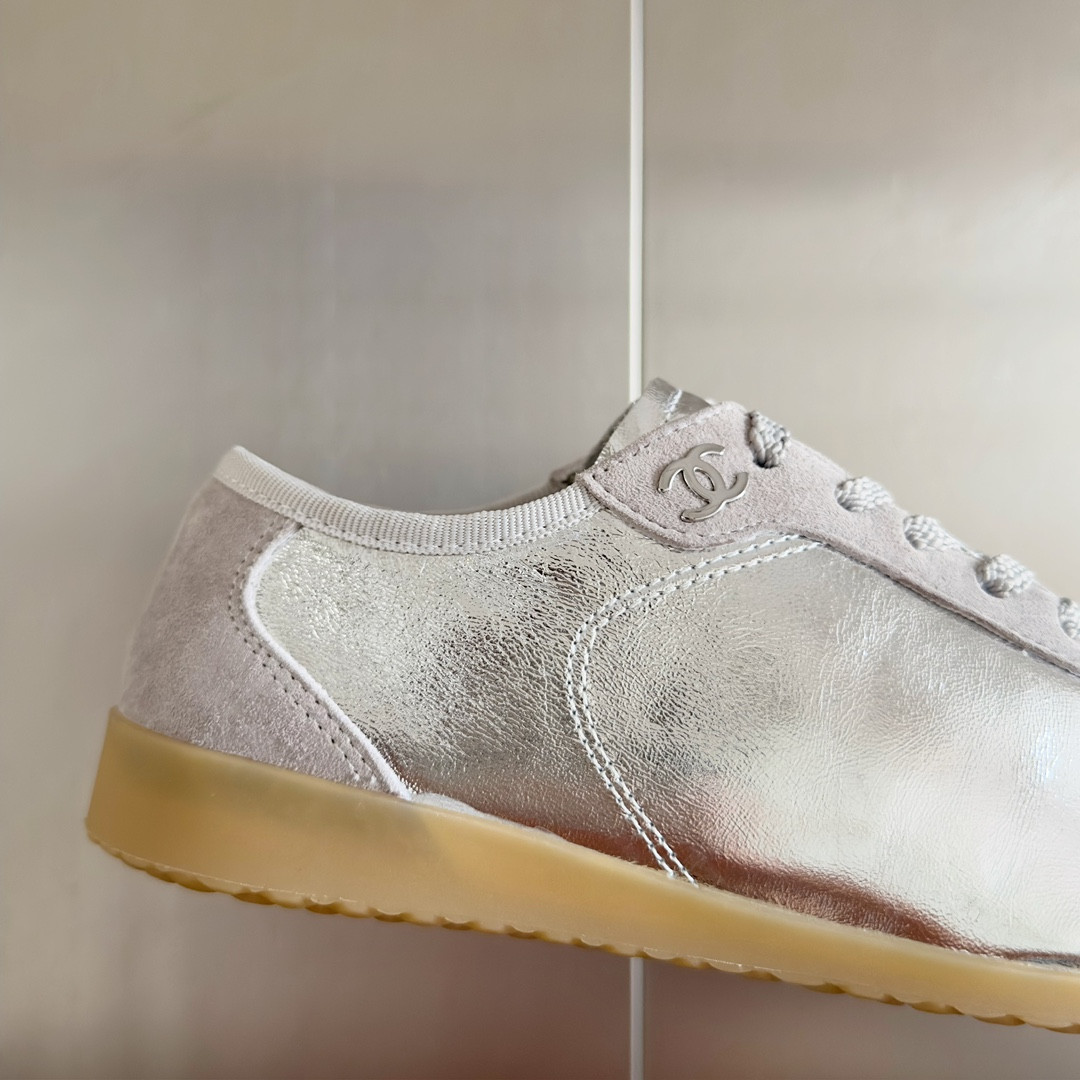 UA Ch*el SNEAKER