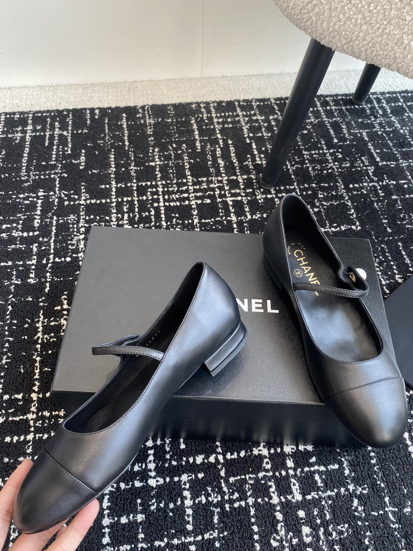 UA Ch*el MARY JANES