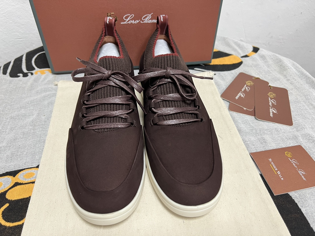 UA L**o p*ana Soho Walk Sneaker