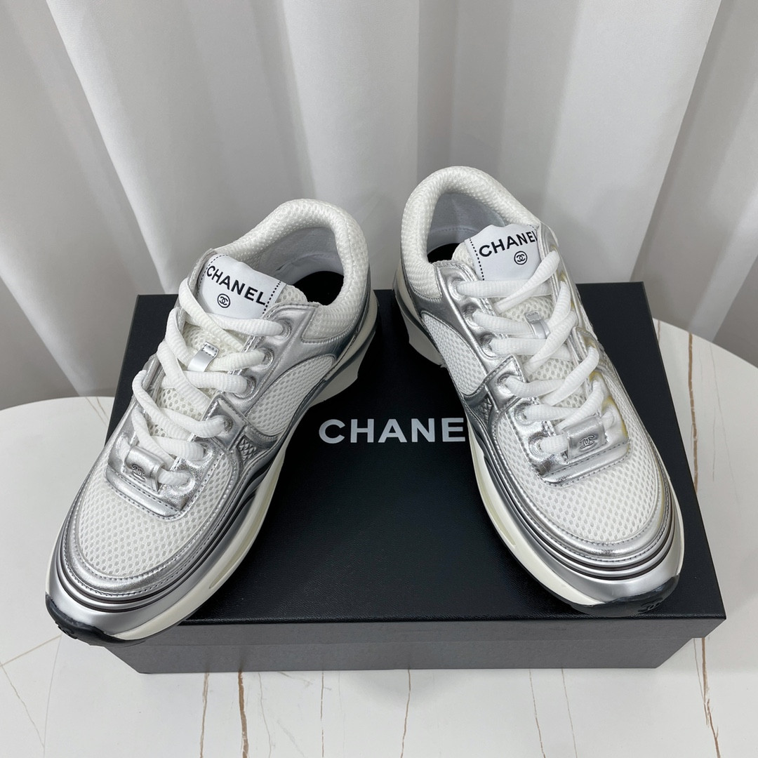 UA Ch*el SNEAKER
