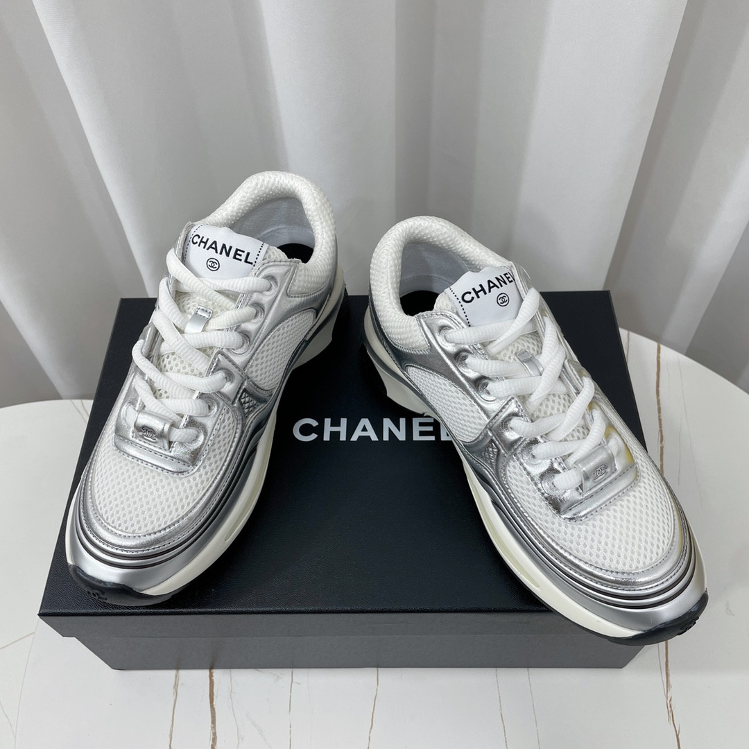 UA Ch*el SNEAKER