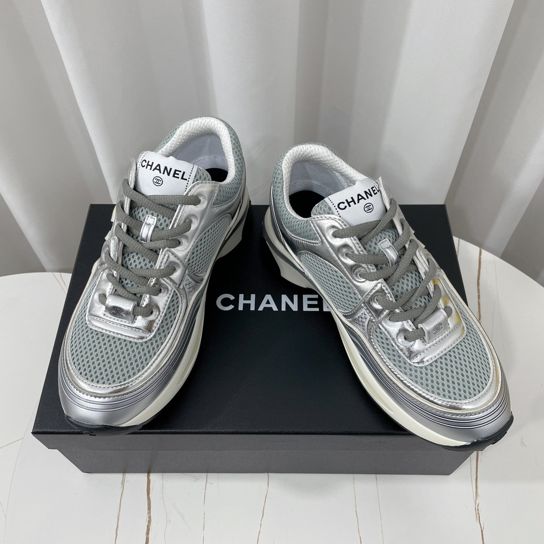 UA Ch*el SNEAKER