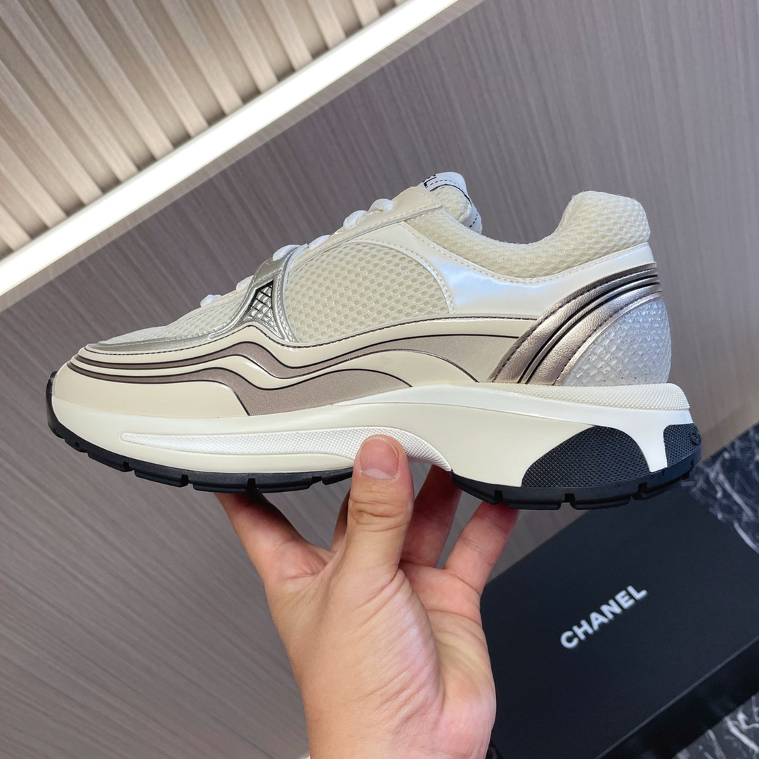 UA Ch*el SNEAKER