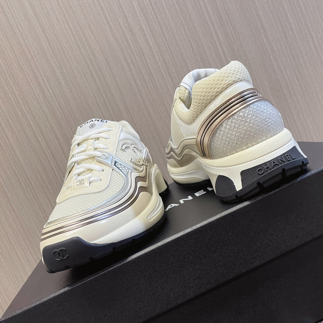 UA Ch*el SNEAKER
