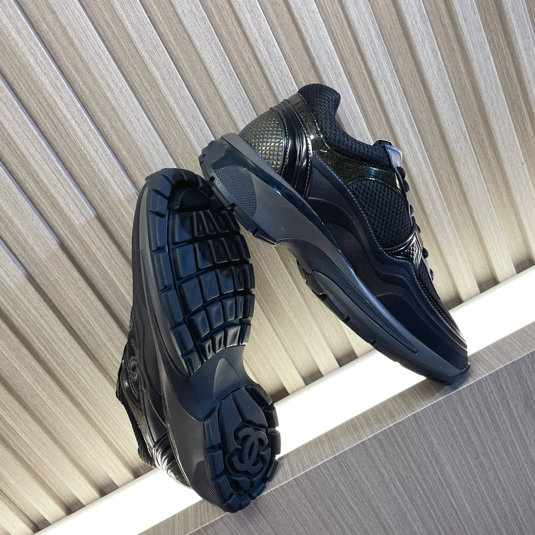 UA Ch*el SNEAKER