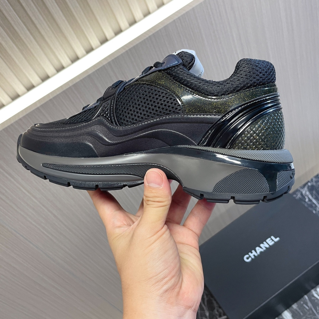 UA Ch*el SNEAKER