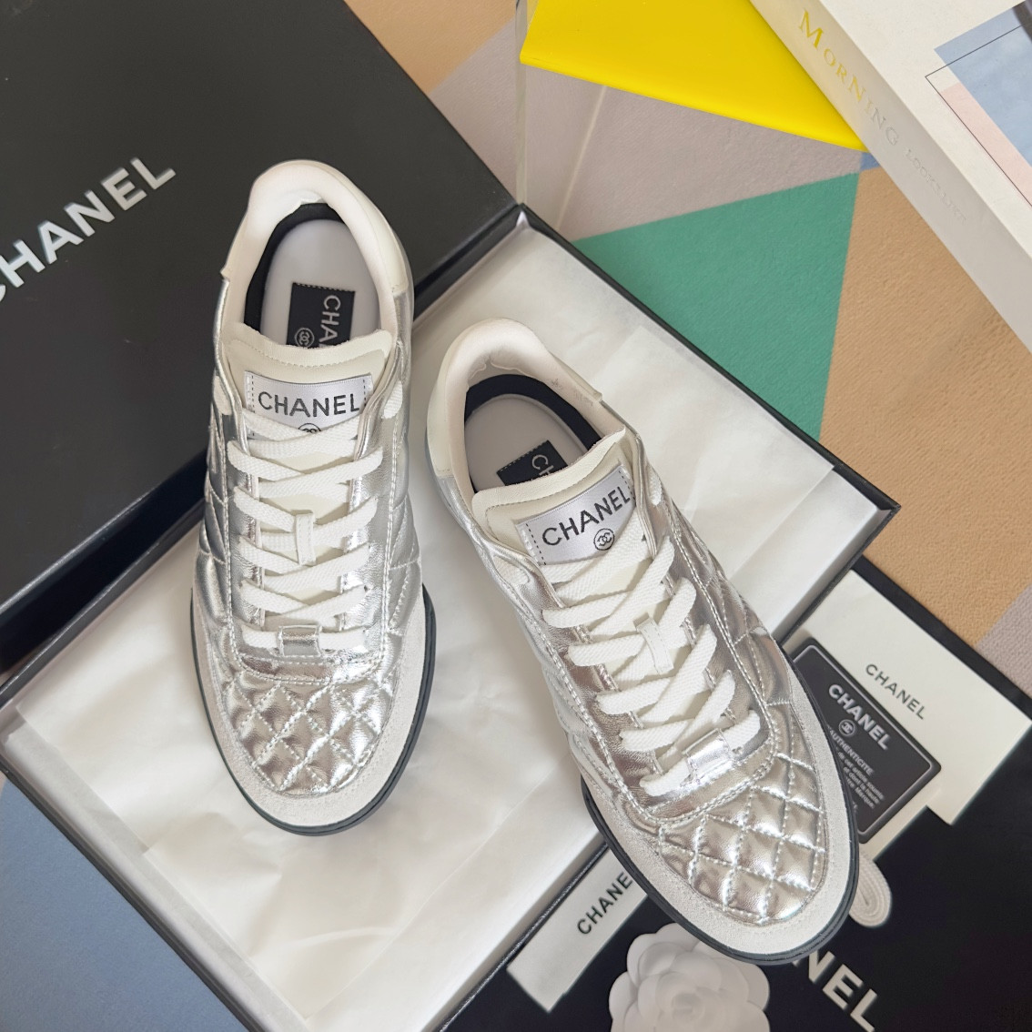 UA Ch*el SNEAKER