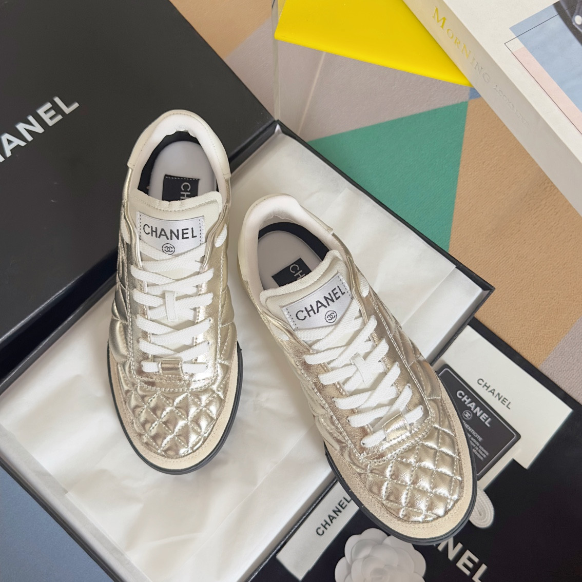 UA Ch*el SNEAKER