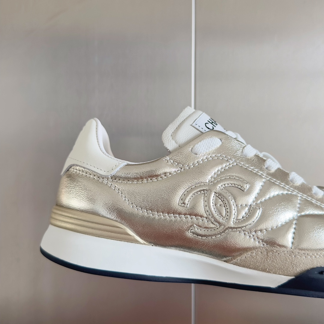 UA Ch*el SNEAKER