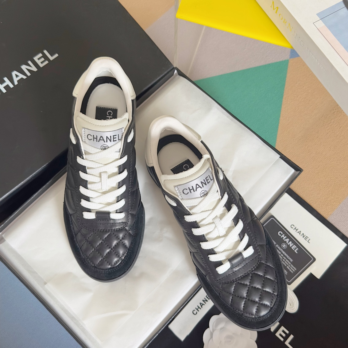 UA Ch*el SNEAKER