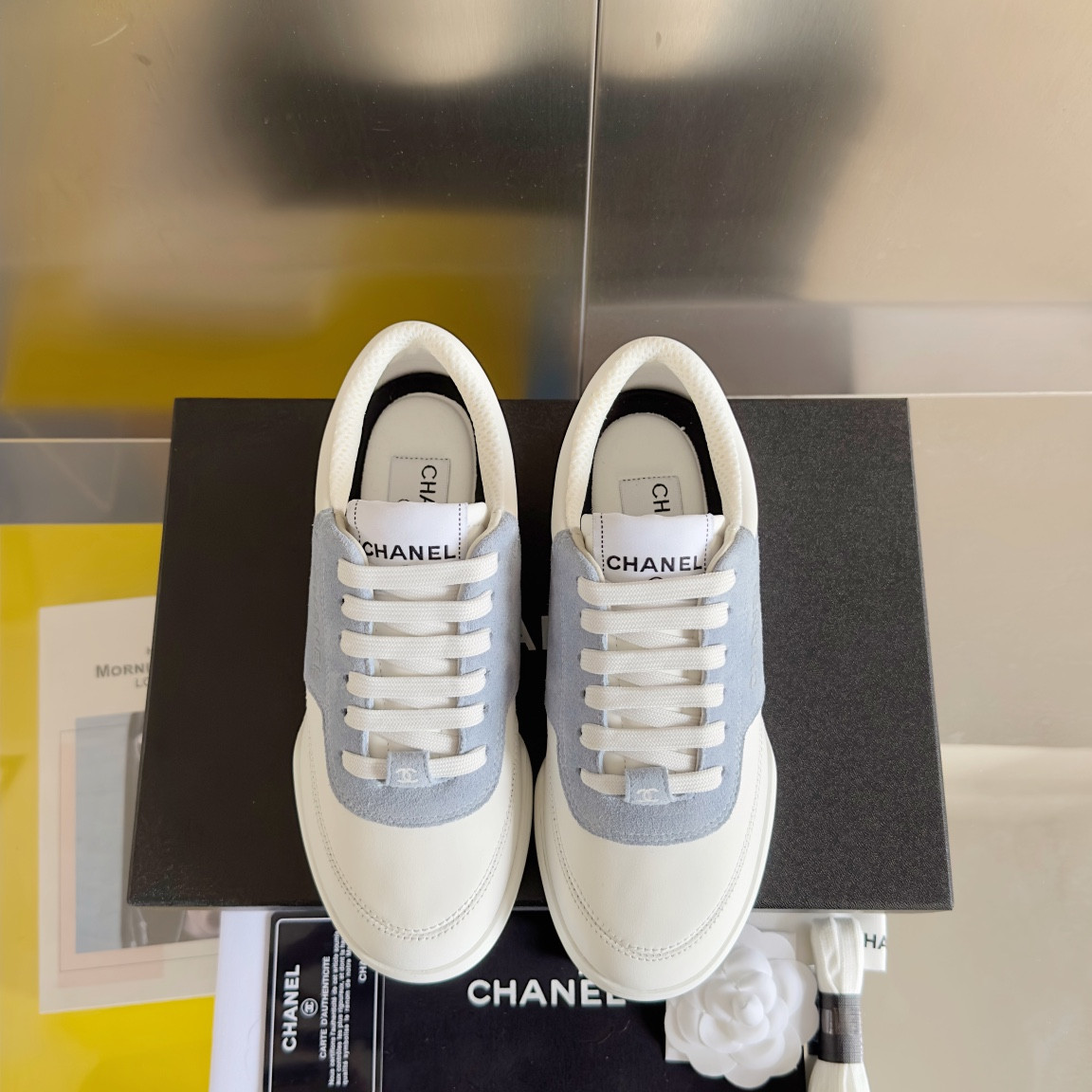 UA Ch*el SNEAKER