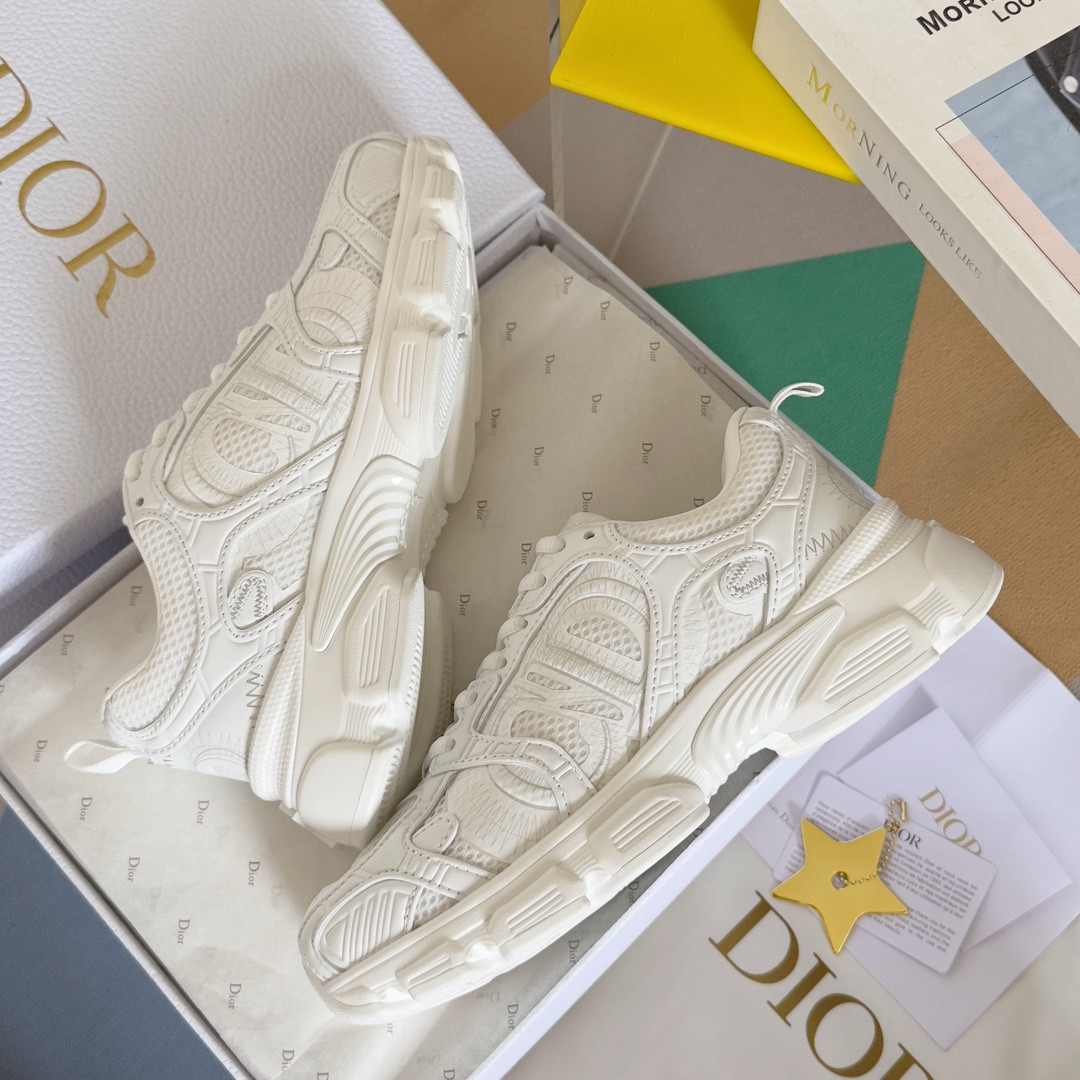 UA D*0r Chrono Sneaker