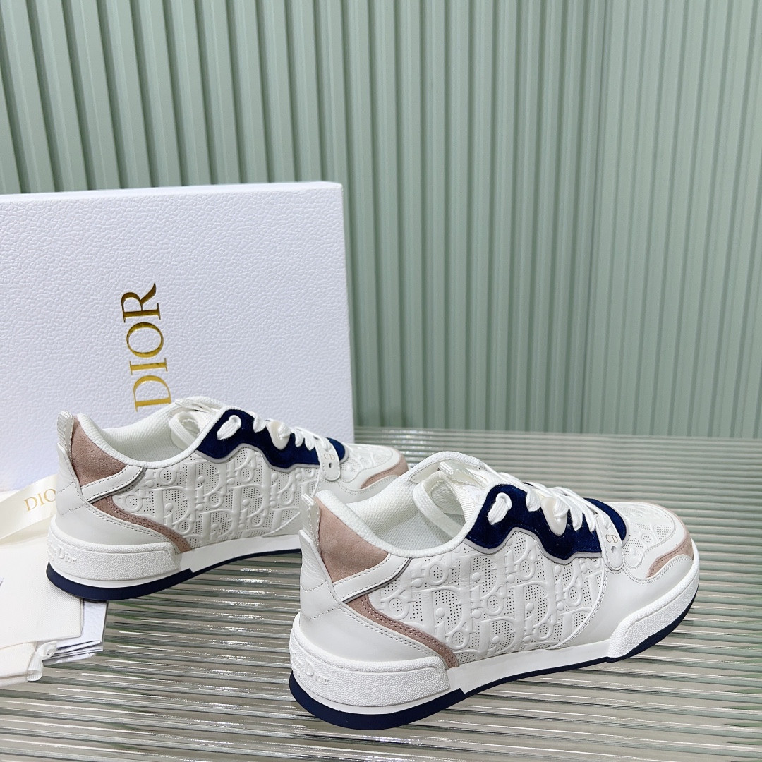 UA D*0r One Sneaker
