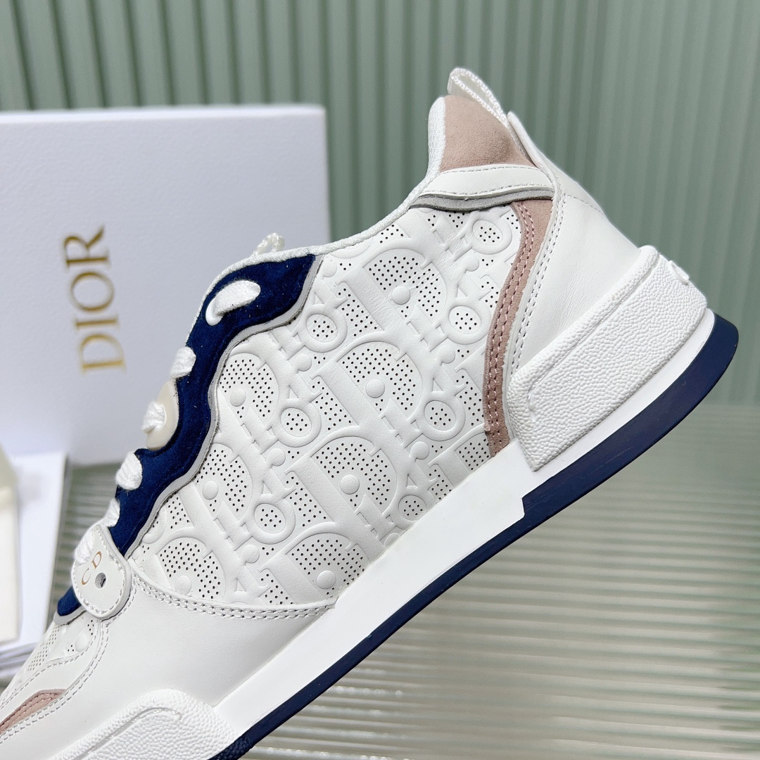 UA D*0r One Sneaker