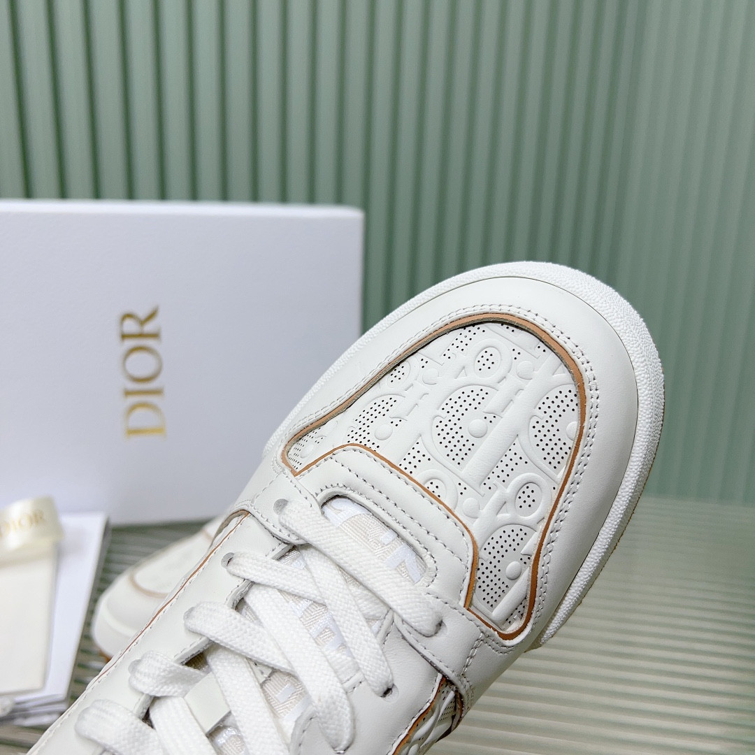 UA D*0r One Sneaker