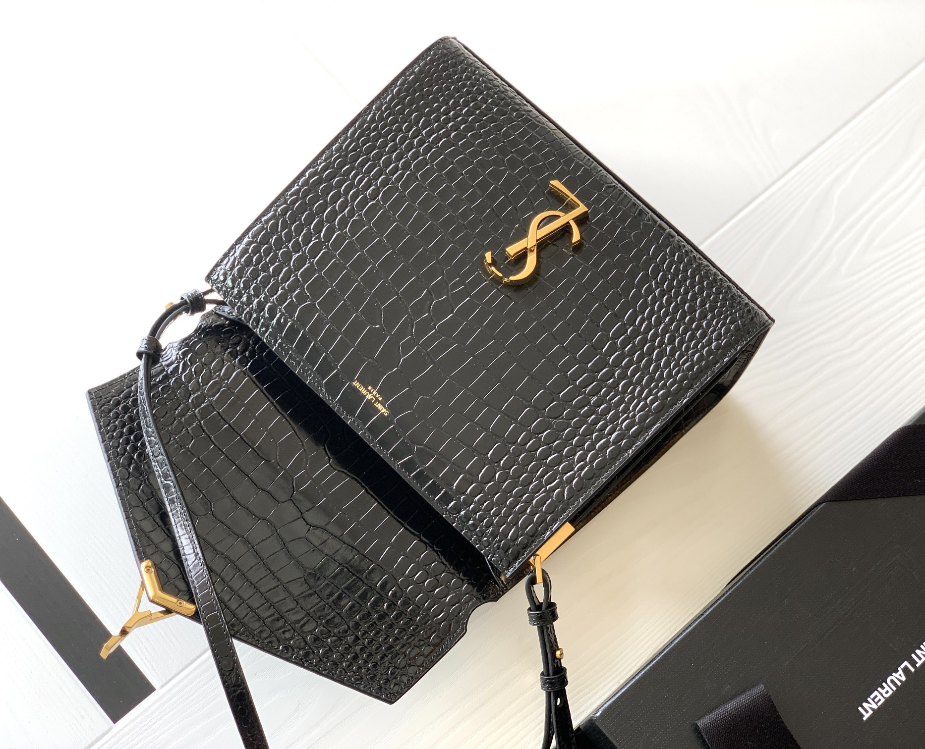 Y*L CASSANDRA 24.5x20x11.5cm