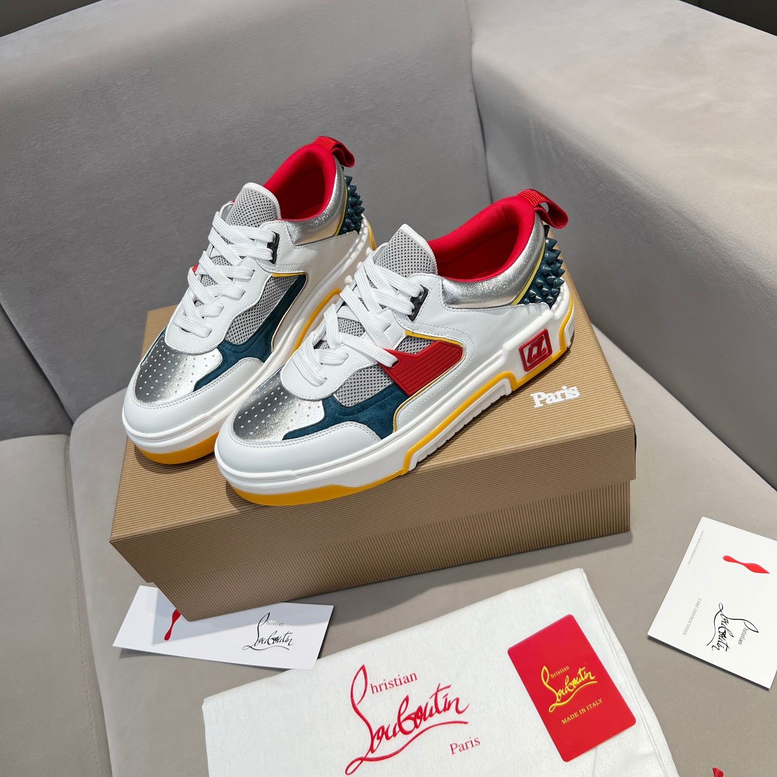 UA Ch**an Louboutin 2024 [New]ASTROLOUBI Unisex Thick-Soled Sneakers