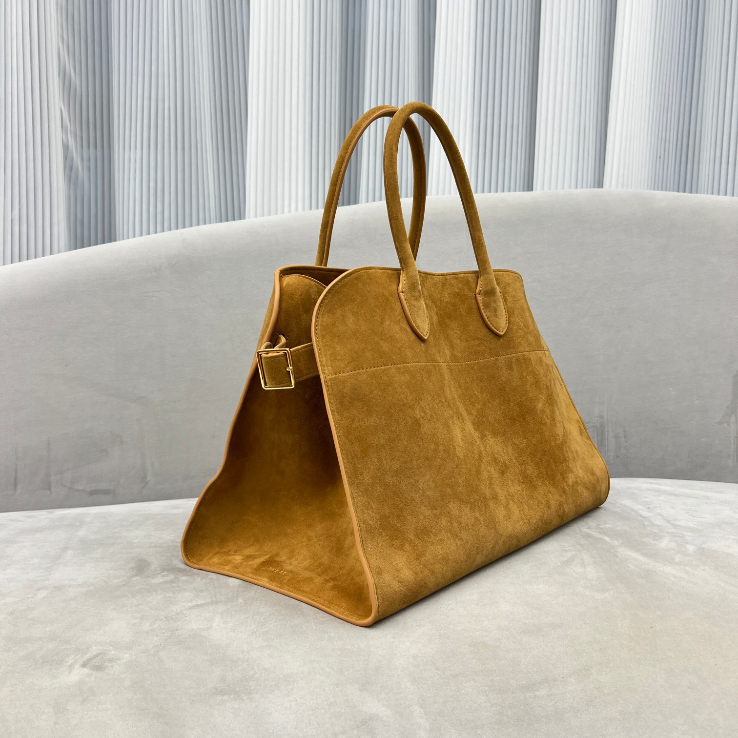 T*e R0w MARGAUX 15 38.5x16x30cm