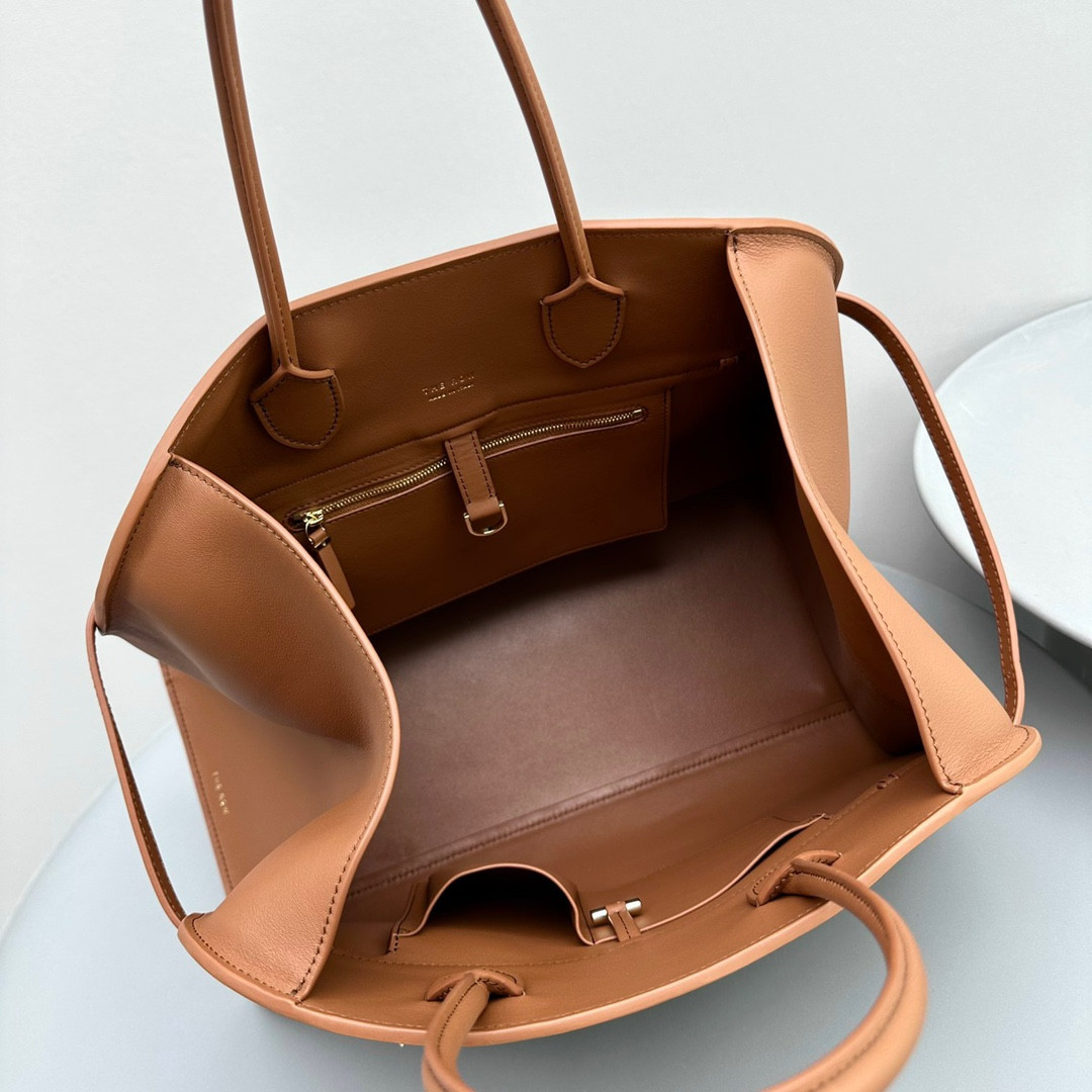 T*e R0w Margaux belt 15 38.5x16x30cm