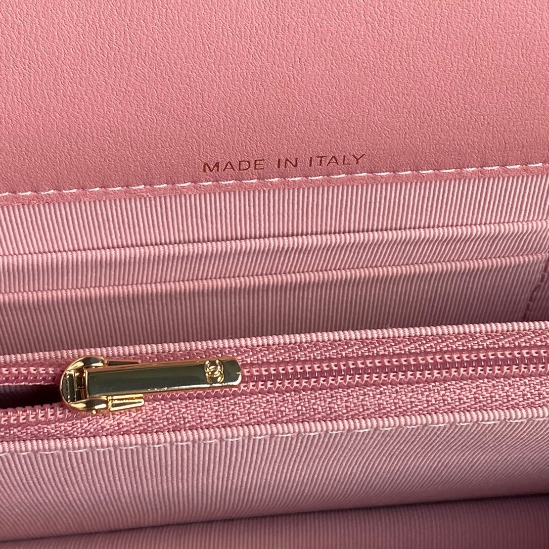 Ch*el Clutch With Chain 19cm