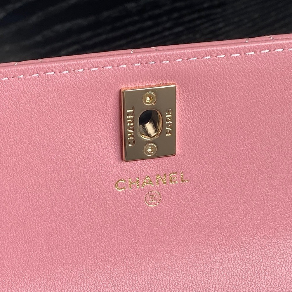 Ch*el Clutch With Chain 19cm