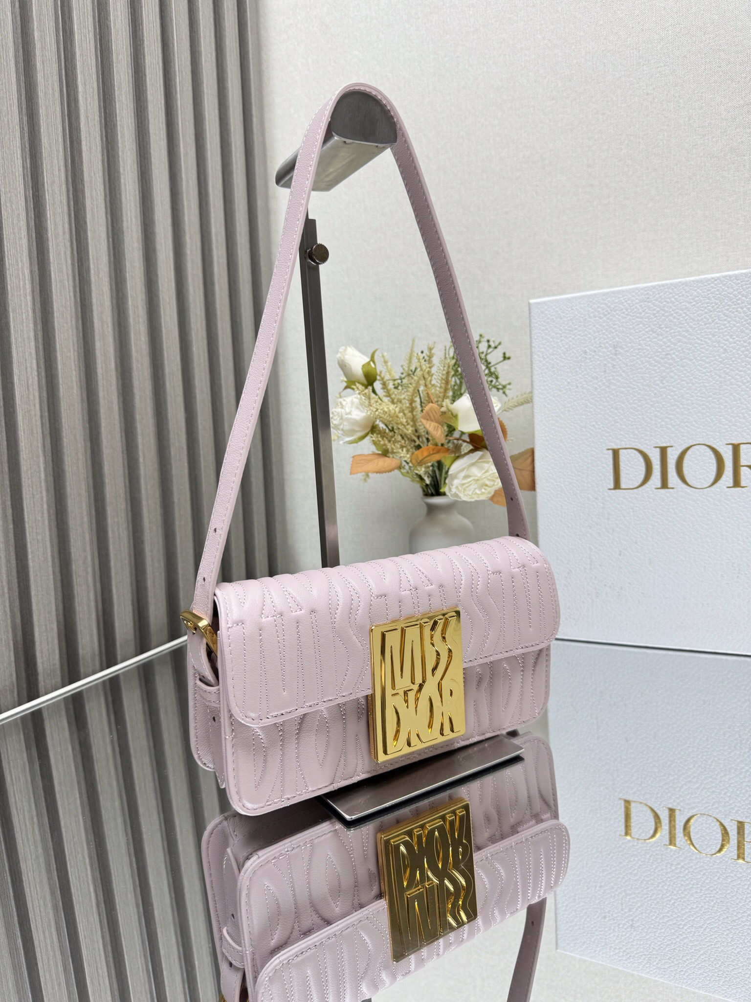 D*0r Miss D*0r flap bag 22 x 11 x 6 cm