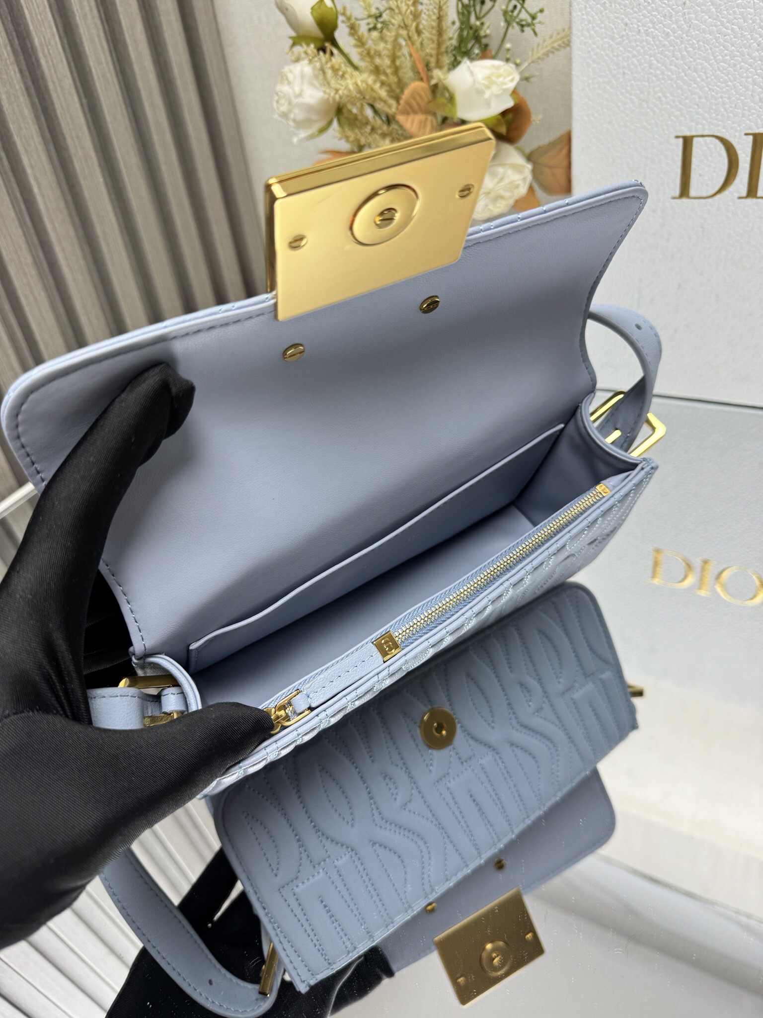D*0r Miss D*0r flap bag 22 x 11 x 6 cm