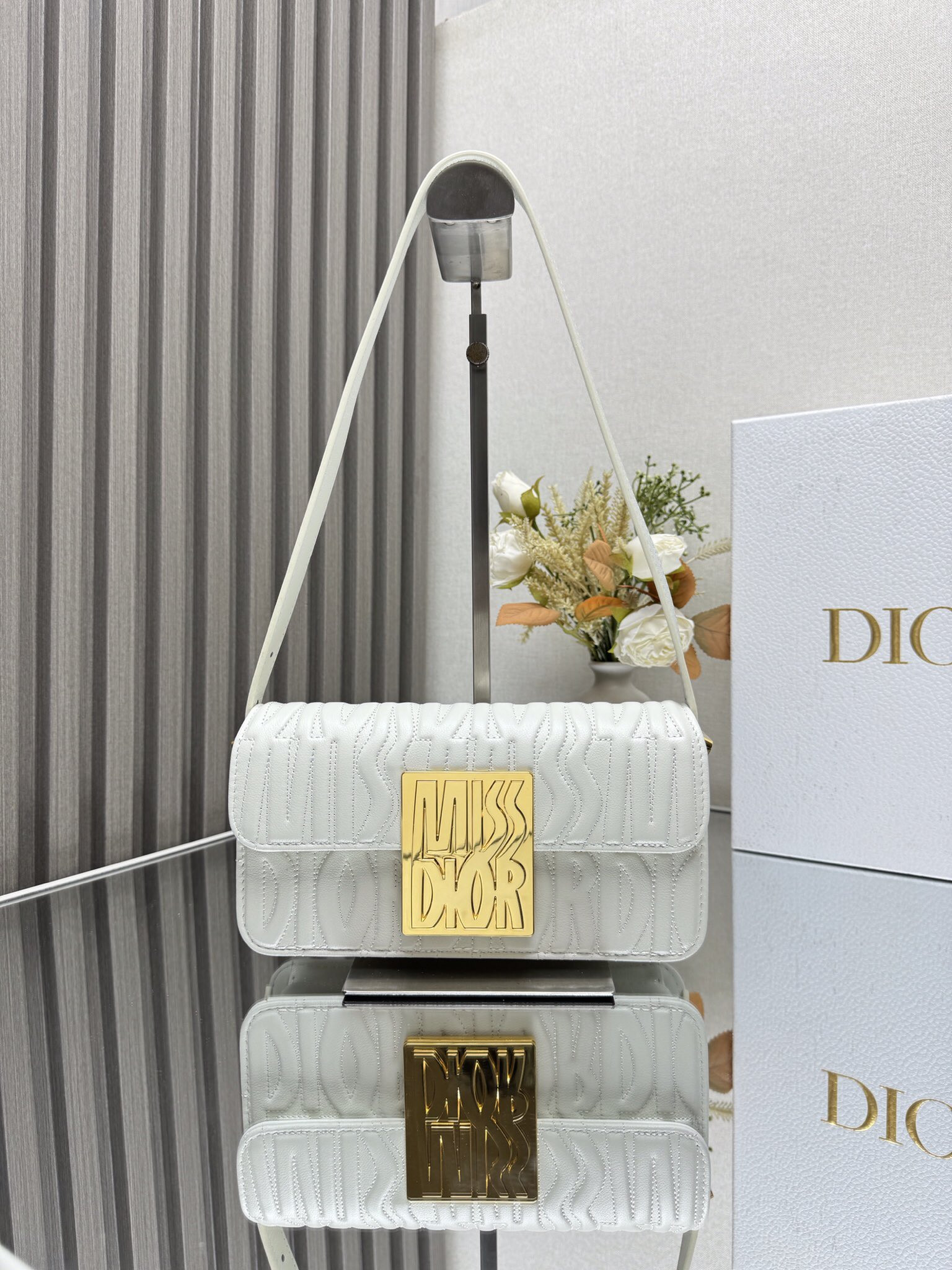 D*0r Miss D*0r flap bag 22 x 11 x 6 cm