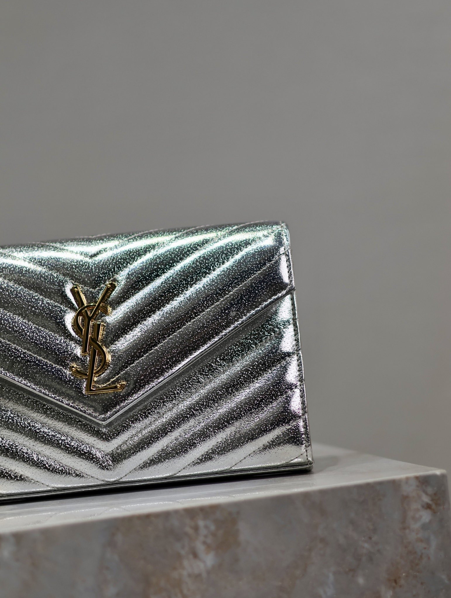 Y*L Cassandra Monogram Classic Chain Wallet 22.5 x 14 x 4cm