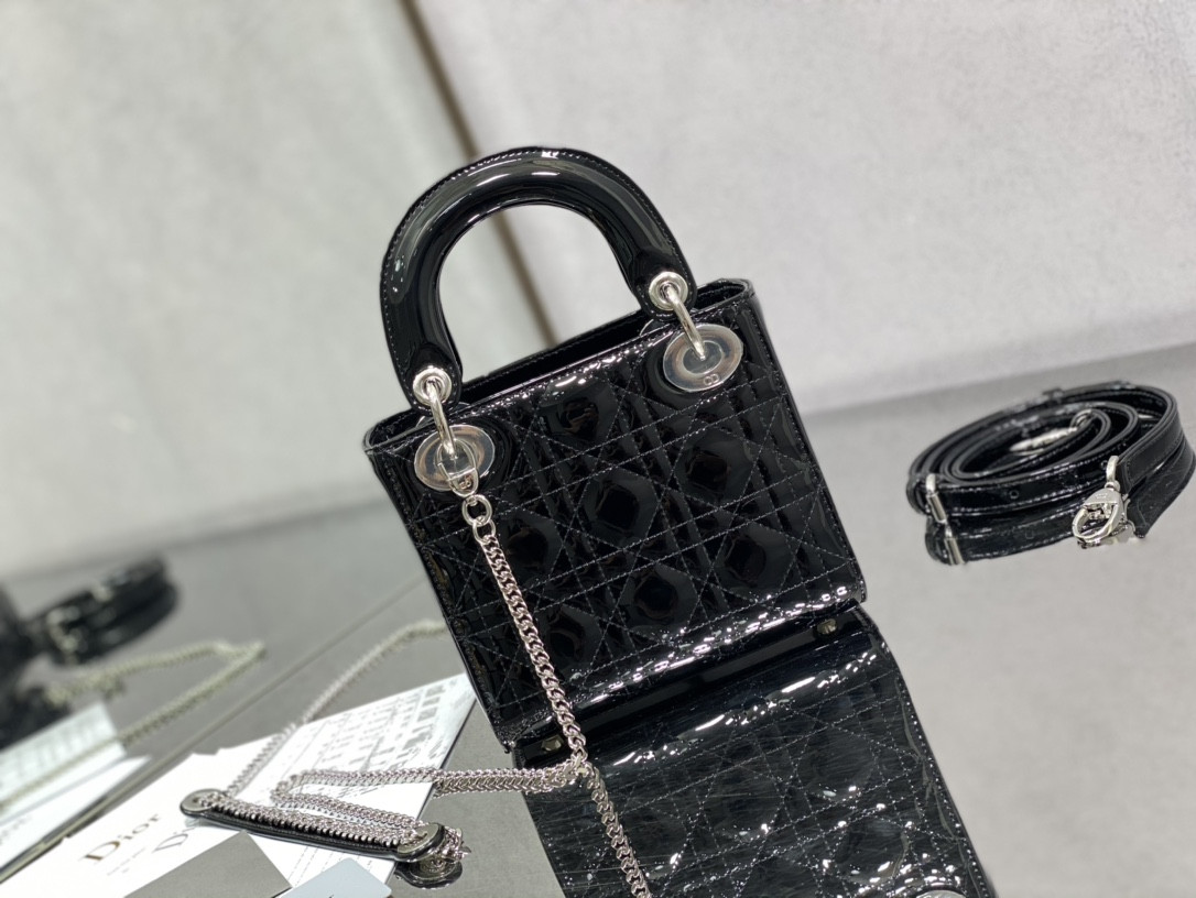 Mini Lady D*0r Bag Patent Cannage Calfskin 17 x 15 x 7 cm