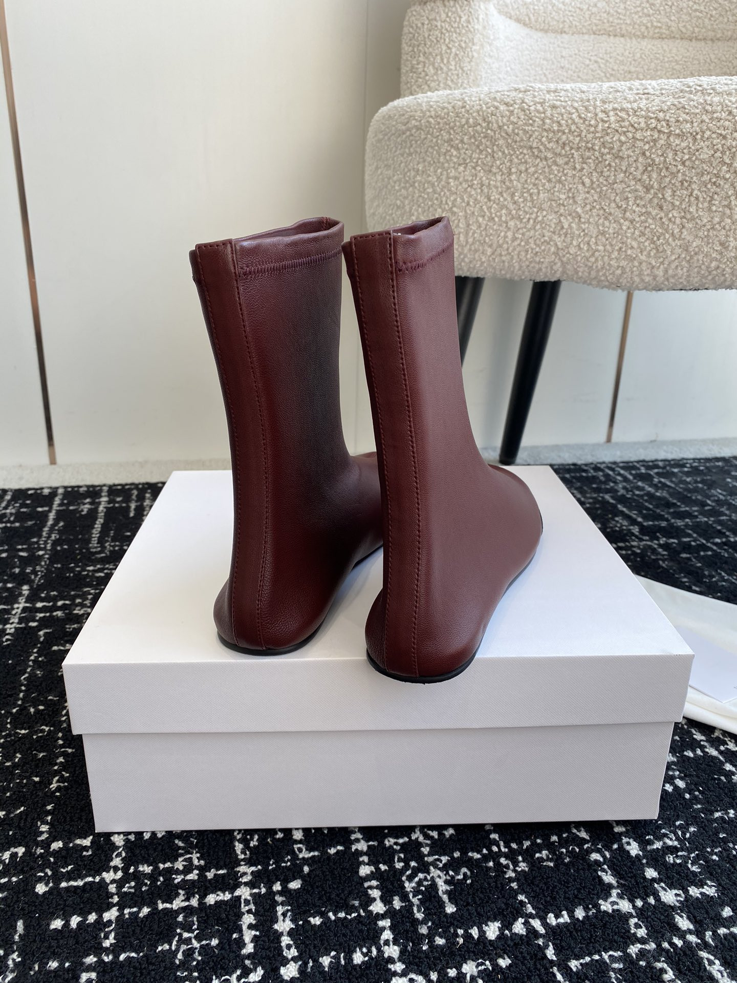 UA T*e R0w Boot