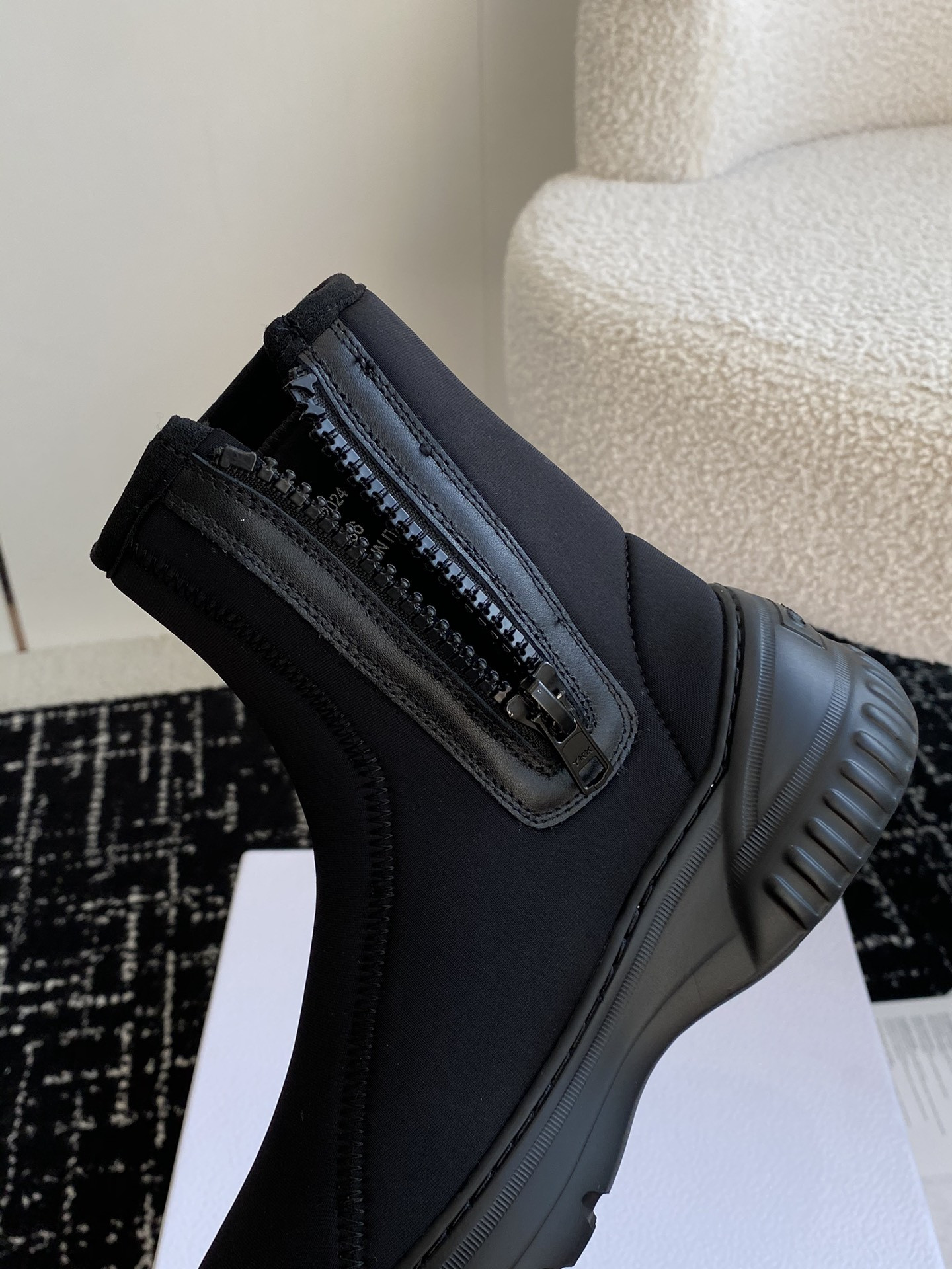 UA D*0r Boot