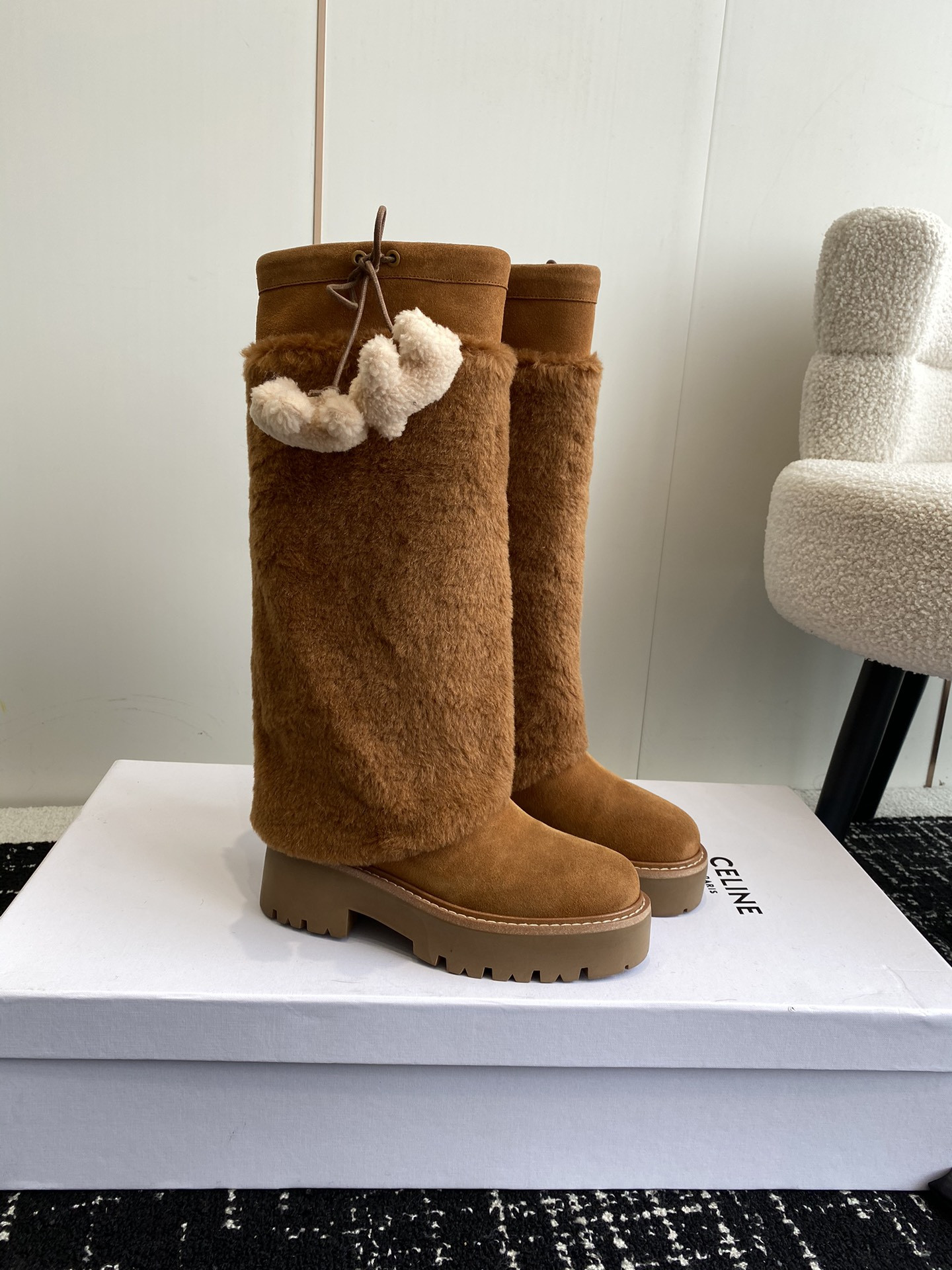 UA Ce**e Boot
