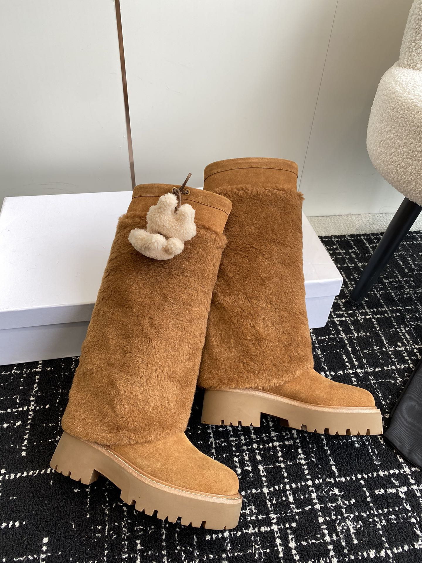 UA Ce**e Boot