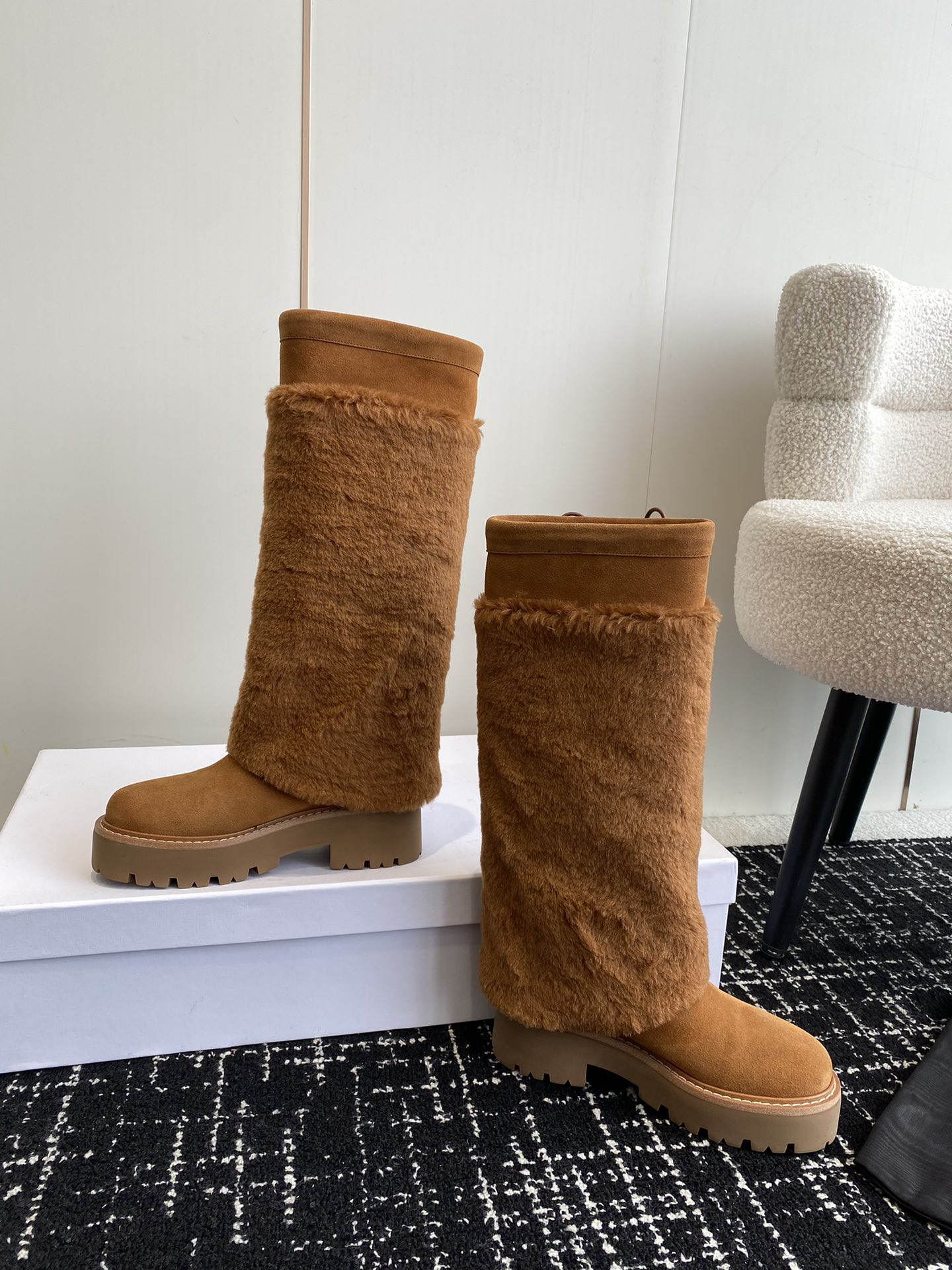 UA Ce**e Boot