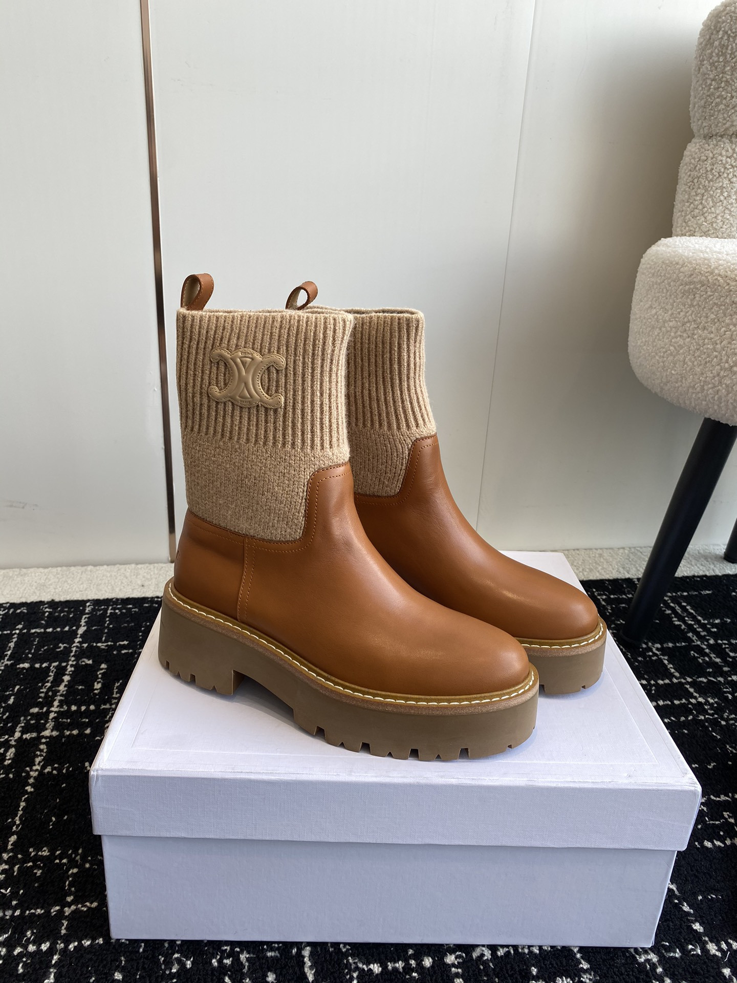 UA Ce**e Boot