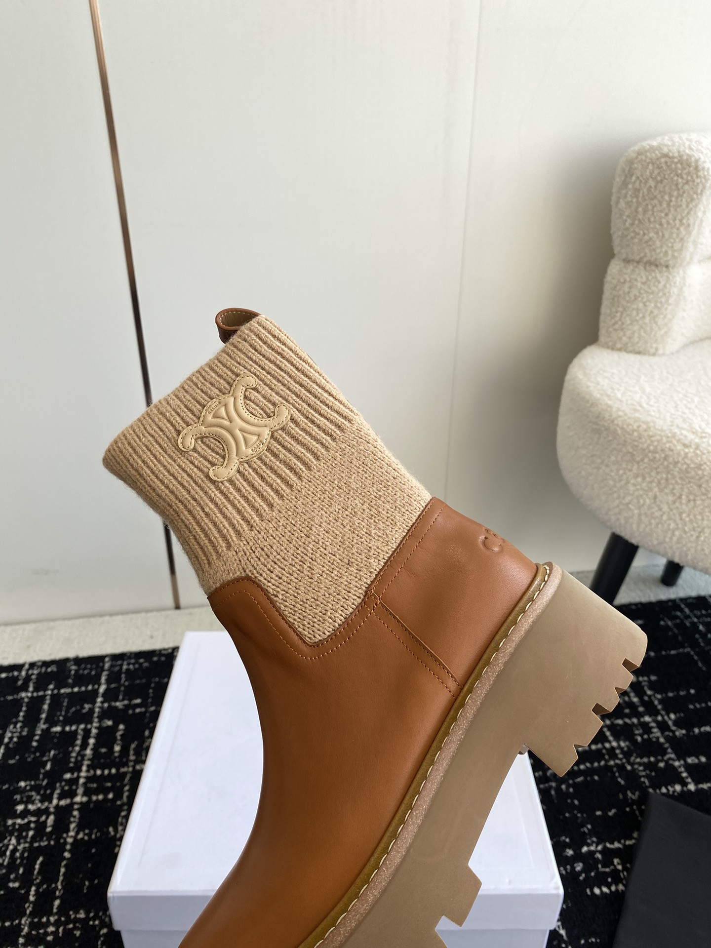 UA Ce**e Boot