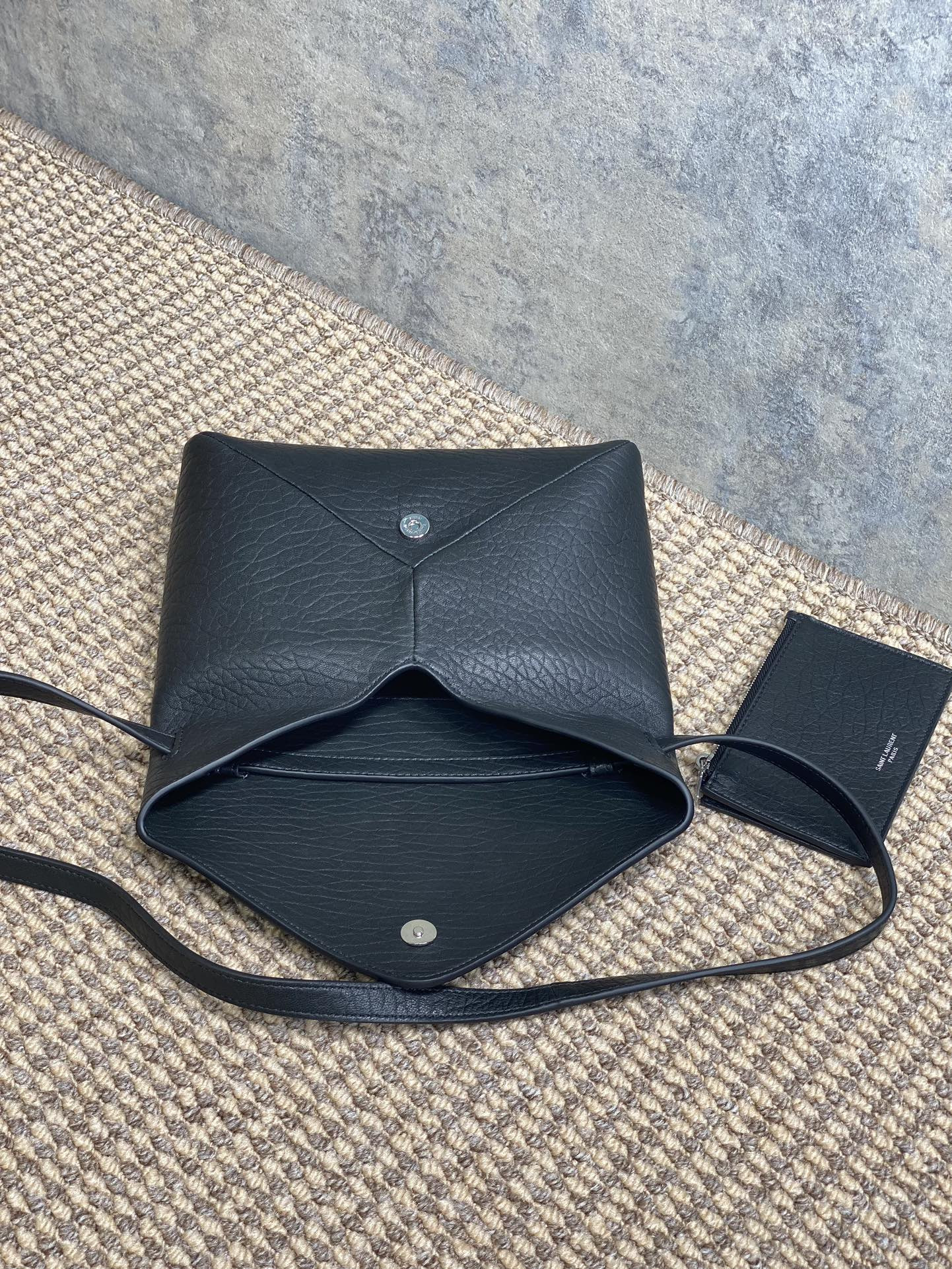 Y*L cassandre envelope messenger in lambskin 23x16.5x6cm