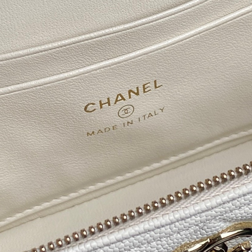Ch*el LONG VANITY WITH CHAIN 17×19.5×5cm
