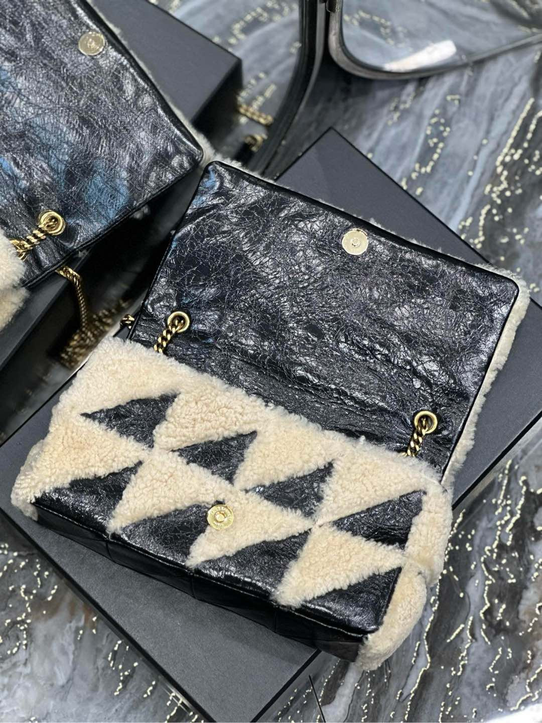 Y*L Jamie Medium 25×15×7.5cm