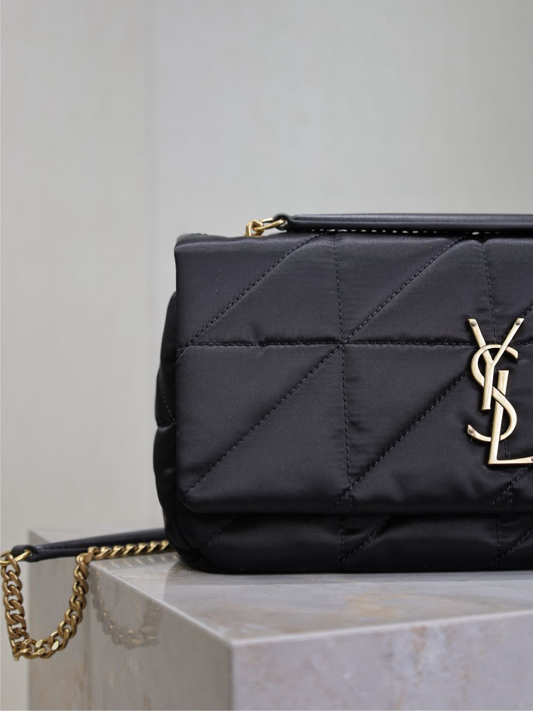 Y*L jamie medium in nylon 25x15x7.5cm
