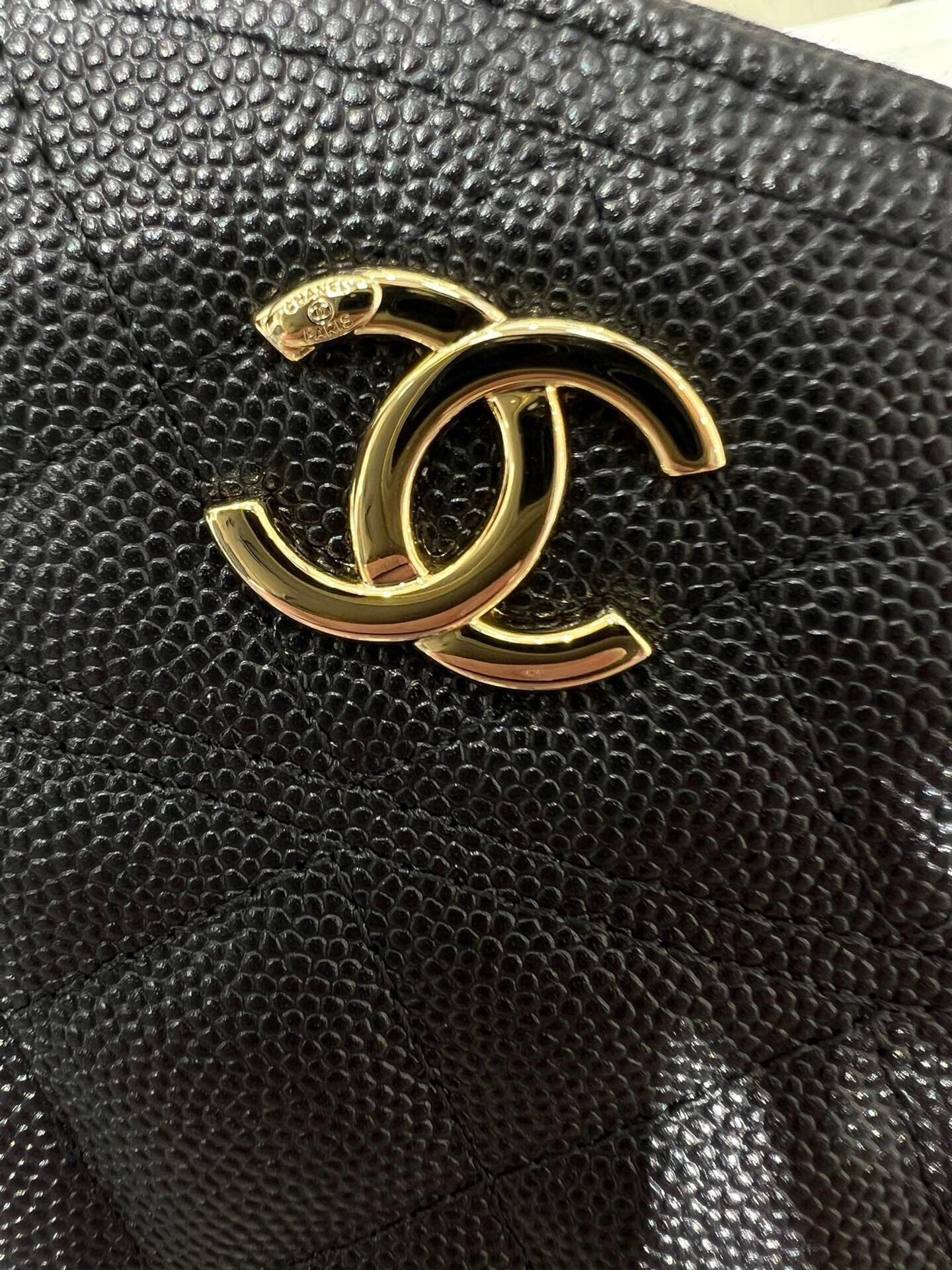 Ch*el 25C Chain shell bag 18X16X6cm